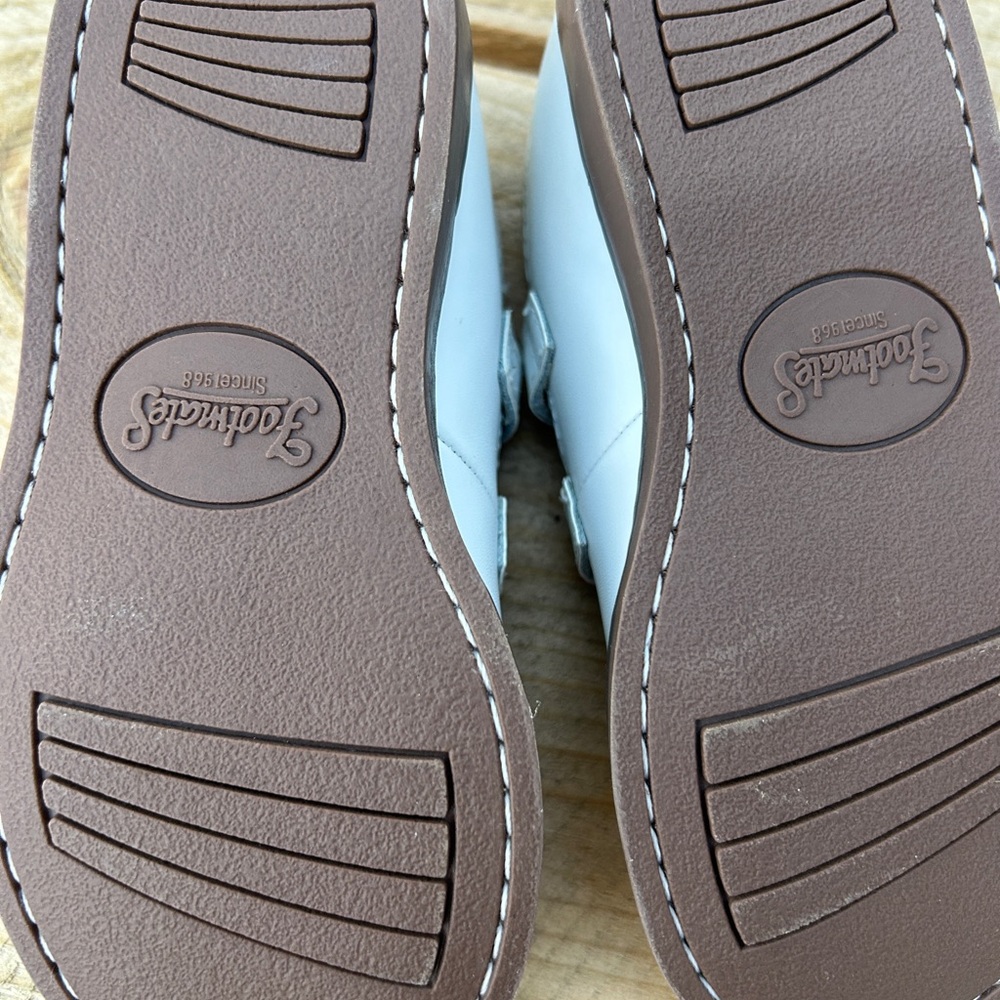 NEW FootMates White Kids Double-Strap Mary Jane Shoes - Picture 4 of 5